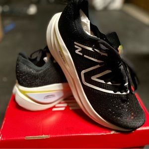 New in box New Balance FuelCell SuperComp Trainers
